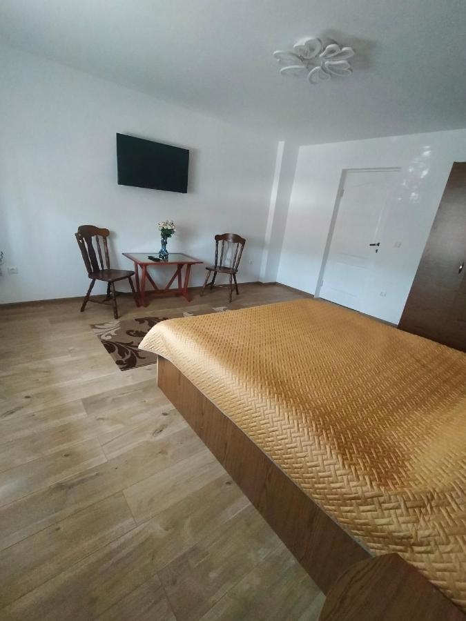 Villa Casa Luminita à Ieşelniţa Extérieur photo